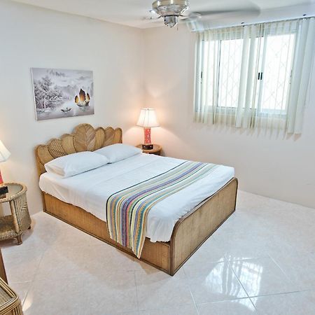 Butterfly Garden Boutique Residences A Luxury Oasis & Lifestyle Destination By Neang The Amenities You Want At An Affordable Price Ex Large 1-3 Bedroom Free Wifi Rain Shower Spa Bath Staff 24-7 Pattaya Ngoại thất bức ảnh